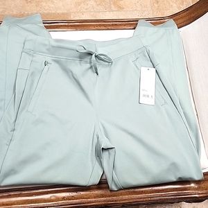 Joggers small (iceberg green color)